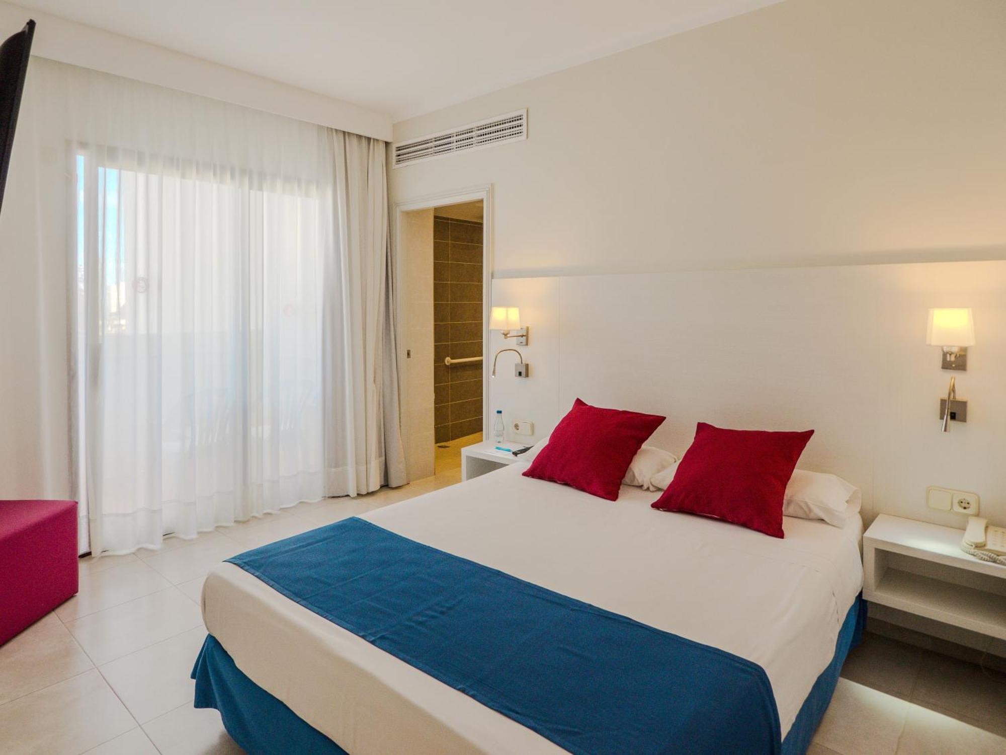 Hotel La Santa Maria Cala Millor  Luaran gambar
