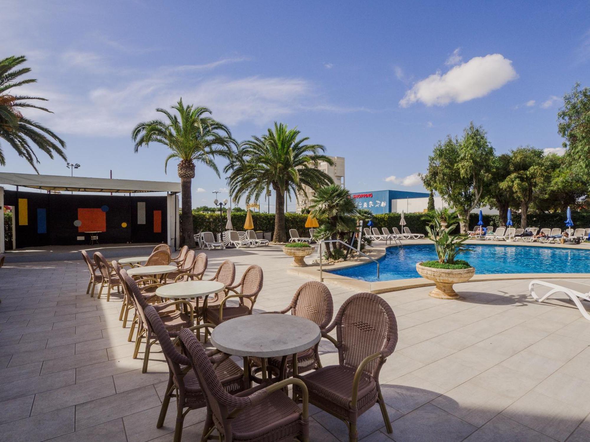 Hotel La Santa Maria Cala Millor  Luaran gambar