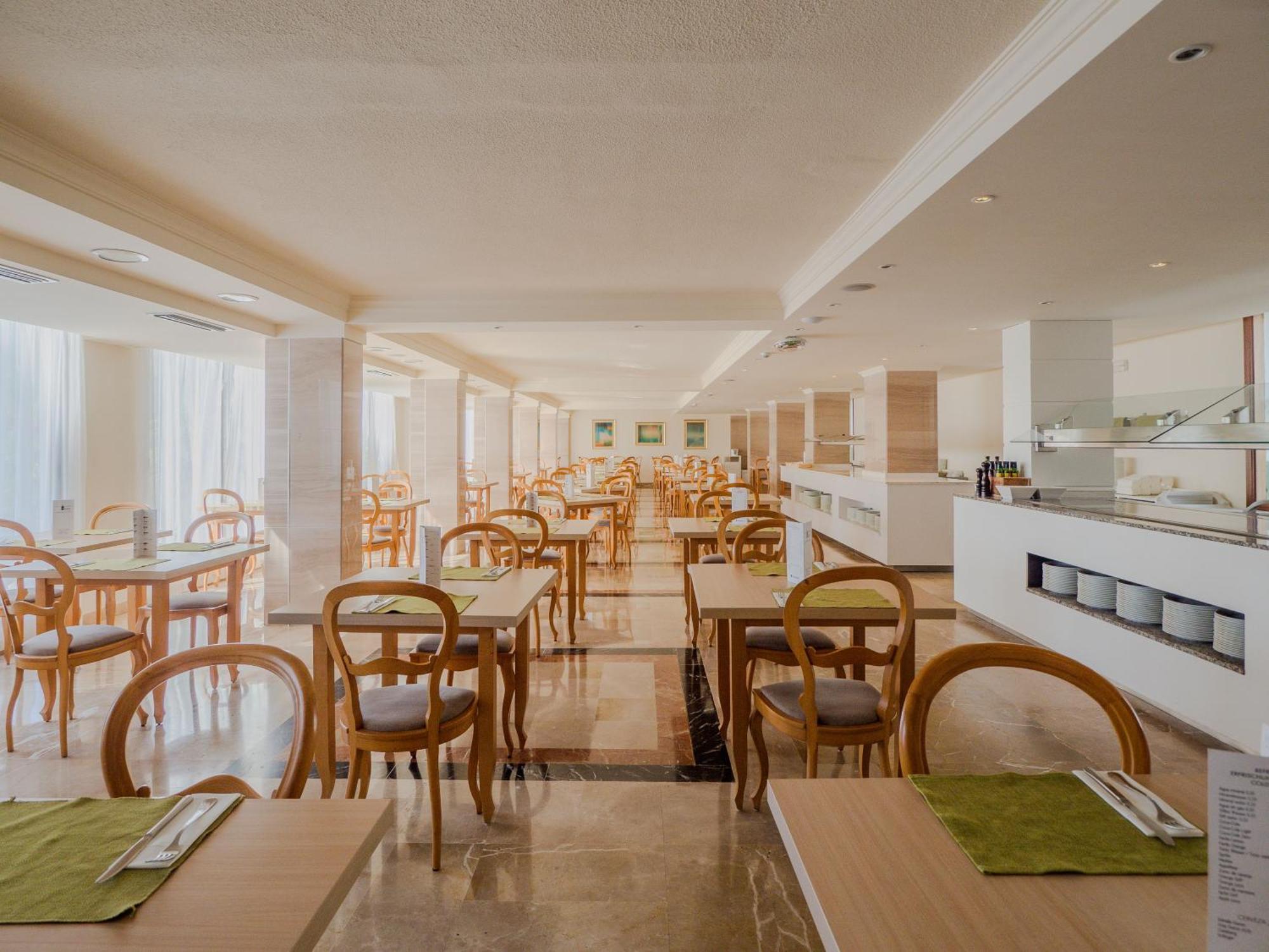 Hotel La Santa Maria Cala Millor  Luaran gambar