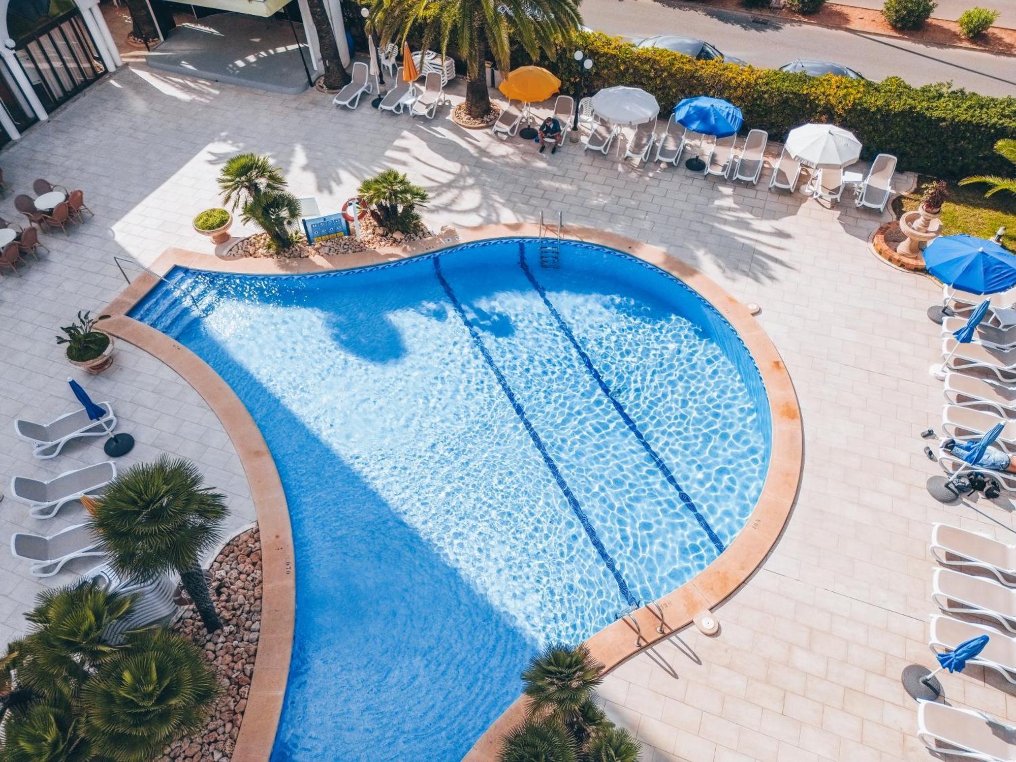 Hotel La Santa Maria Cala Millor  Luaran gambar