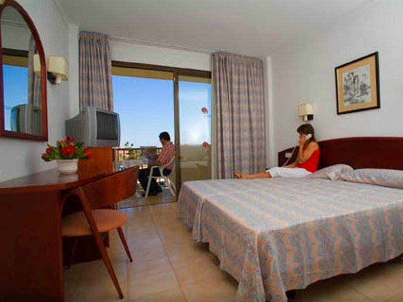 Hotel La Santa Maria Cala Millor  Luaran gambar