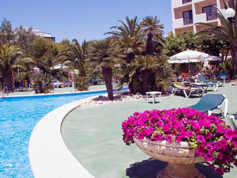 Hotel La Santa Maria Cala Millor  Luaran gambar