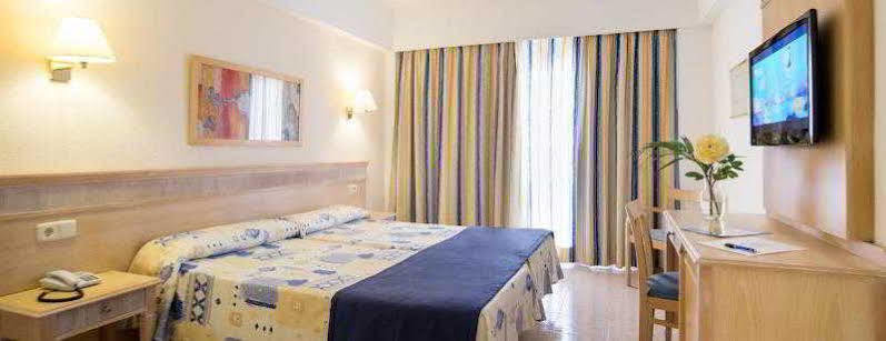 Hotel La Santa Maria Cala Millor  Luaran gambar